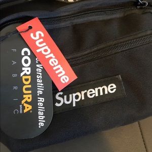 Supreme fanny pack